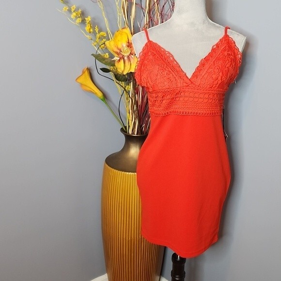 Haute Monde Bodycon Mini Dress Size Large NWT - Picture 1 of 15